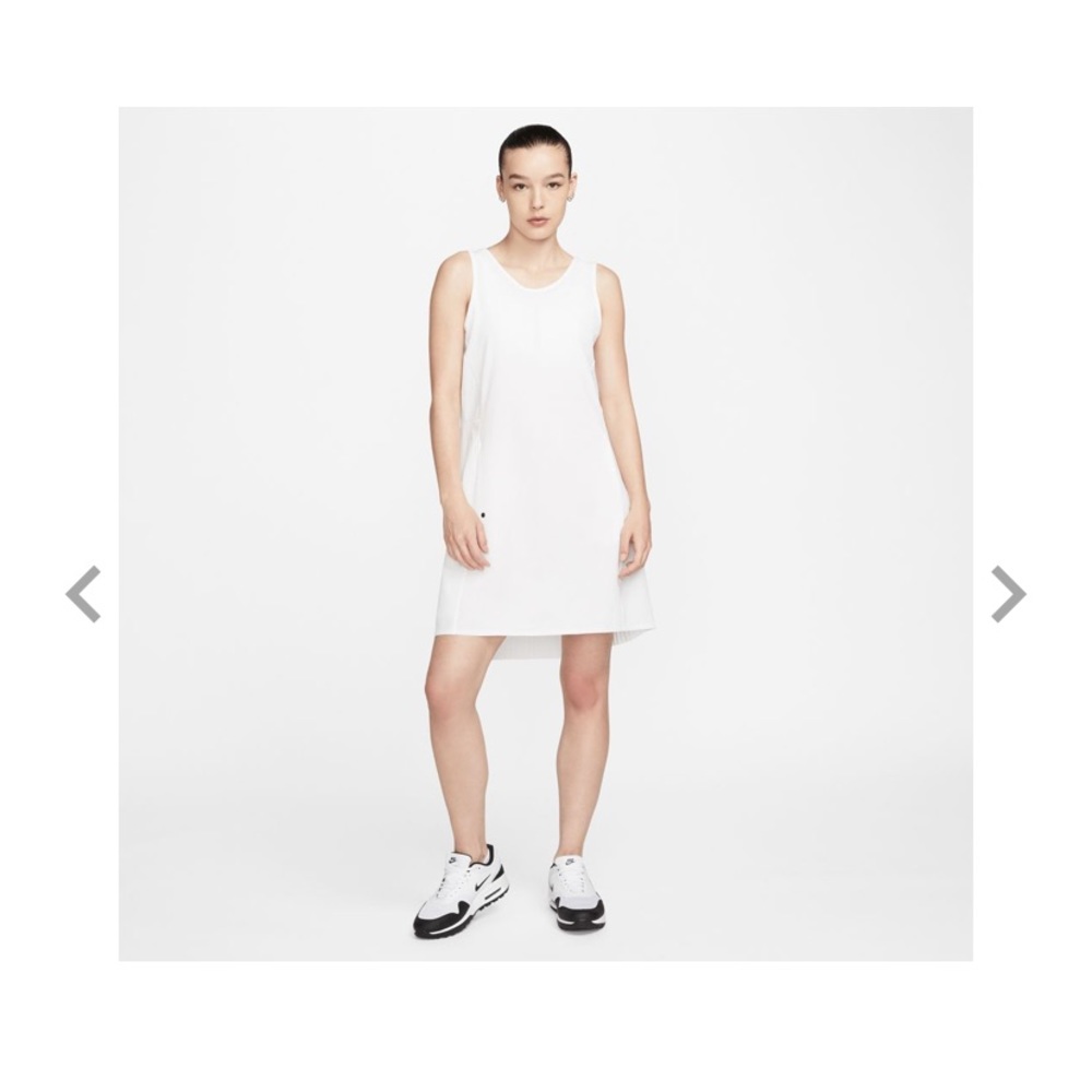 Nike DriFit women’s golf dress